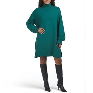 Sugarlips Shawnee Emerald Green Waffle Knit Turtleneck Mini Sweater Dress